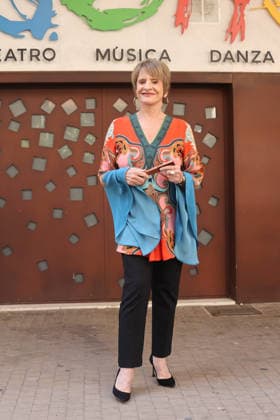 Celebrity, Antonio Banderas am Broadway in Malaga June 9, 2026, Malaga, Spain: Broadway great lady Patti Lupone at the doors of the Antonio Banderas Theater, Teatro Soho Caixabank in Malaga  - ZUMAc161 20260609_zap_c161_014 Copyright: xLorenzoxCarnerox