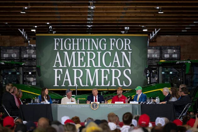June 9, 2026, Chippewa Falls, Wi, United States of America: U.S.President Donald Trump, center, comments during a roundtable discussion with farmers at Custer Farms, June 5, 2026 in Chippewa Falls, Wisconsin. Seated from left: Agriculture Secretary Brooke Rollins, farm owner, Ken Custer, Trump, Hall of Fame Farms owner Joe Thomas and Rep. Derrick Van Orden, R-WI. Chippewa Falls United States of America - ZUMAp138 20260609_zaa_p138_014 Copyright: xJoycexN.xBoghosian WhitexHousex
