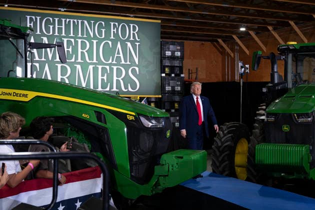 June 9, 2026, Chippewa Falls, Wi, United States of America: U.S. President Donald Trump, arrives onstage for a roundtable discussion on farmers at Custer Farms, June 5, 2026 in Chippewa Falls, Wisconsin. Farmers are suffering from higher diesel fuel prices, fertilizer prices from the Iran War and declining export markets due to Trump tariffs. Chippewa Falls United States of America - ZUMAp138 20260609_zaa_p138_016 Copyright: xJoycexN.xBoghosian WhitexHousex