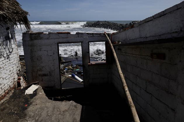 Tropical Storm Cristina hit Puerto Madero of Mexico TAPACHULA, MEXICO - JUNE 09: Destroyed house and debris are seen in the coastal community of Puerto Madero, following the passage of Tropical Storm Cristina near Tapachula, Mexico, on Tuesday, June 09, 2026. The storm caused severe damage along the Mexican Pacific coast in the state of Chiapas, near the Guatemala border, where strong waves and storm surges impacted dozens of homes and restaurants, affecting hundreds of residents. Jose Torres Anadolu Tapachula Mexico. Editorial use only. Please get in touch for any other usage.  Copyright: x2026xAnadoluxJosexTorresx