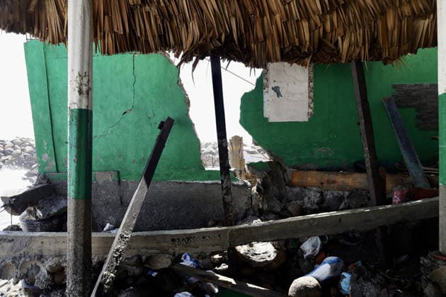 Tropical Storm Cristina hit Puerto Madero of Mexico TAPACHULA, MEXICO - JUNE 09: Destroyed house and debris are seen in the coastal community of Puerto Madero, following the passage of Tropical Storm Cristina near Tapachula, Mexico, on Tuesday, June 09, 2026. The storm caused severe damage along the Mexican Pacific coast in the state of Chiapas, near the Guatemala border, where strong waves and storm surges impacted dozens of homes and restaurants, affecting hundreds of residents. Jose Torres Anadolu Tapachula Mexico. Editorial use only. Please get in touch for any other usage.  Copyright: x2026xAnadoluxJosexTorresx