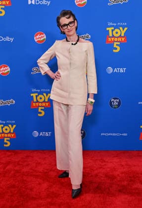 Disney And Pixar™s ˜Toy Story 5™ Los Angeles Premiere Joan Cusack arriving to Disney and Pixar™s Toy Story 5 Los Angeles premiere held at the Dolby Theatre on June 9, 2026 in Hollywood, CA. Hollywood Dolby Theatre California USA Copyright: xLisaxOConnorx xAFF-USA.comx