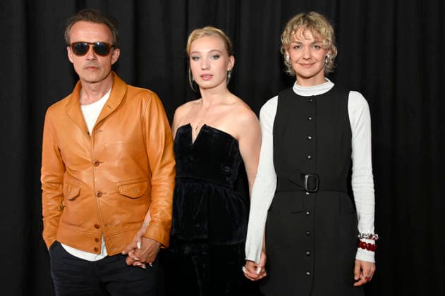 Lucas Gregorowicz, Helena Zengel und Luise Heyer bei der Premiere der WDR Arte-Serie Westend Girl auf dem 12. Seriencamp Festivals 2026 im Cinenova. Köln, 09.06.2026 *** Lucas Gregorowicz, Helena Zengel and Luise Heyer at the premiere of the WDR Arte series Westend Girl at the 12 Series Camp Festival 2026 at Cinenova Cologne, 09 06 2026 Foto:xC.xAdolph xFuturexImagex westend_6649