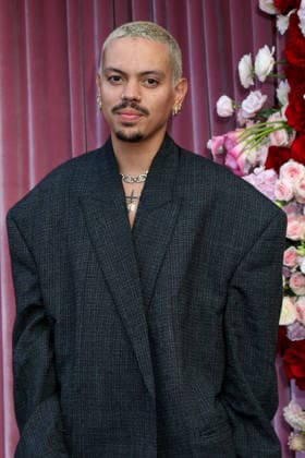 USA - Hollywood Unlocked Impact Awards - Beverly Hills LOS ANGELES - JUN 5: Evan Ross at the Hollywood Unlocked Impact Awards at the Beverly Hilton Hotel on June 5, 2026 in Beverly Hills, CA Beverly Hills CA USA  Copyright: xKathyxHutchinsx xHutchinsxPhotox