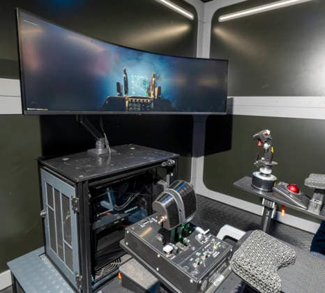 Helsing - ILA Berlin EUR, Deutschland, Berlin, 10.06.2026: Produkte der Firma Helsing - autonome Drohnen und Flugzeuge - gesteuert per KI , Die ILA Berlin ist eine der weltweit führenden Aerospace-Messen. Sie deckt die Branchensegmente Aviation, Space und Defence ab. Alle zwei Jahre bringt sie führende Köpfe aus Industrie, Politik, Forschung und Streitkräften zum Austausch und Netzwerken zusammen. *** Helsing ILA Berlin EUR, Germany, Berlin, 10 06 2026 Helsing products autonomous drones and aircraft controlled by AI , ILA Berlin is one of the worlds leading aerospace trade fairs It covers the aviation, space and defense sectors Every two years it brings together leading minds from industry, politics, research and the armed forces for e