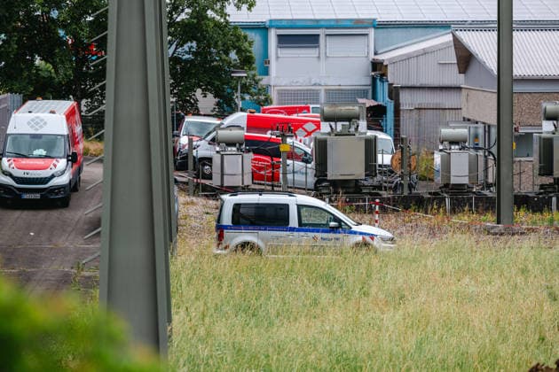 Aktuelle Themenbilder: AktuelleSituation in Reutlingen - Betzingen nach dem Stromausfall, 10.06.2026 Aktuelle Themenbilder: AktuelleSituation in Reutlingen - Betzingen nach dem Stromausfall, 10.06.2026, Blick auf Umspannwerk in der Markwiesenstrasse Betzingen. *** Current themed pictures Current situation in Reutlingen Betzingen after the power cut, 10 06 2026 Current themed pictures Current situation in Reutlingen Betzingen after the power cut, 10 06 2026, View of transformer station in Markwiesenstrasse Betzingen Copyright: xEibner-Pressefoto DimitrixDrofitschx EP_ddh