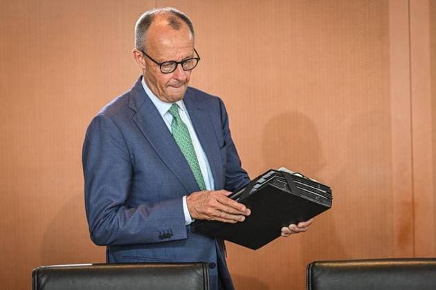 Sitzung des Bundeskabinetts ** NUR FÜR REDAKTIONELLE ZWECKE ** EDITORIAL USE ONLY **<p>Sitzung des Bundeskabinetts, : Bundeskanzler Friedrich Merz (CDU) nimmt an der Sitzung des Bundeskabinetts im Kanzleramt teil. fotografiert am 10.06.2026 in Berlin. Berlin Berlin Berlin Copyright: MaurizioxGambarini *** Meeting of the Federal Cabinet FOR EDITORIAL PURPOSES ONLY EDITORIAL USE ONLY p Meeting of the Federal Cabinet, Federal Chancellor Friedrich Merz CDU attends the meeting of the Federal Cabinet in the Chancellery photographed on 10 06 2026 in Berlin Berlin Berlin Berlin Copyright MaurizioxGambarini Copyright: MaurizioxGambarini doc868619oadpx175f4kq1t ,EDITORIAL USE ONLY