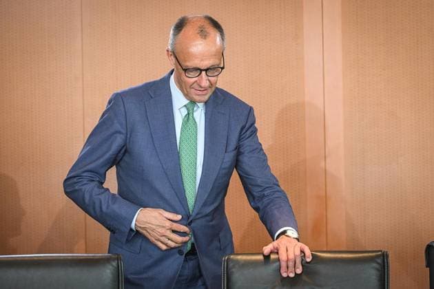 Sitzung des Bundeskabinetts ** NUR FÜR REDAKTIONELLE ZWECKE ** EDITORIAL USE ONLY **<p>Sitzung des Bundeskabinetts, : Bundeskanzler Friedrich Merz (CDU) nimmt an der Sitzung des Bundeskabinetts im Kanzleramt teil. fotografiert am 10.06.2026 in Berlin. Berlin Berlin Berlin Copyright: MaurizioxGambarini *** Meeting of the Federal Cabinet FOR EDITORIAL PURPOSES ONLY EDITORIAL USE ONLY p Meeting of the Federal Cabinet, Federal Chancellor Friedrich Merz CDU attends the meeting of the Federal Cabinet in the Chancellery photographed on 10 06 2026 in Berlin Berlin Berlin Berlin Copyright MaurizioxGambarini Copyright: MaurizioxGambarini doc86866sp3qy11ht0jkpyb ,EDITORIAL USE ONLY