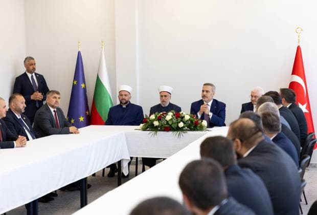 Turkish Foreign Minister Fidan visits Bulgaria SOFIA, BULGARIA - JUNE 10: Turkish Foreign Minister Hakan Fidan visits the Sofia Higher Islamic Institute in Sofia, Bulgaria, on June 10, 2026. During the visit, Fidan held a meeting with the senior leadership of the Chief Mufti’s Office and regional muftis. Murat Gok Anadolu Sofia Bulgaria. Editorial use only. Please get in touch for any other usage.  Copyright: x2026xAnadoluxMuratxGokx
