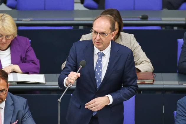News Bilder des Tages Berlin, Deutschland, 10.06.2026: Deutscher Bundestag: 82. Bundestagssitzung: Alexander Dobrindt *** Berlin, Germany, 10 06 2026 German Bundestag 82 Bundestag session Alexander Dobrindt Copyright: xdtsxNachrichtenagenturx dts_122346