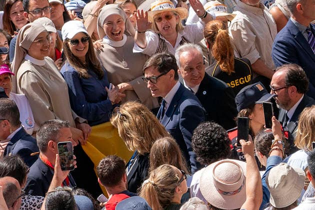 Salvador Illa Arrives At Basilica Of Montserrat - Barcelona Salvador Illa arrives in Montserrat to accompany Pope Leon XIV during his visit to the Basilica of Montserrat in Barcelona, Catalonia, Spain on June 10, 2026. Photo by S.Villarroel ALTERPHOTOS ABACAPRESS.COM Barcelona Spain  Copyright: xAlterPhotos ABACAx