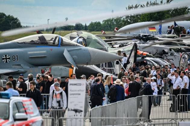 Internationale Luftfahrtausstellung ILA Bundeskanzler Friedrich Merz (CDU) ** NUR FÜR REDAKTIONELLE ZWECKE ** EDITORIAL USE ONLY **<p>Internationale Luftfahrtausstellung ILA Bundeskanzler Friedrich Merz (CDU) Von nachhaltigen Antrieben für die zivile Luftfahrt über hochmoderne Drohnen im Defence-Bereich bis hin zu modernster Satellitentechnik für aktuelle und.künftige Weltraummissionen: Die ILA Berlin zeigt die Zukunft der Luft- und Raumfahrt. 750 Aussteller aus 37 Ländern präsentieren die neuesten Innovationen und Entwicklungen der Branche. Darüber hinaus werden rund 100 Fluggeräte am Boden und in der Luft zu erleben sein, fotografiert am 10.06.2026 in Berlin. Berlin Berlin Berlin Copyright: MaurizioxGambarini *** International Copyright: MaurizioxGambarini doc8688xqrcyn41k28c9cjv ,EDITORIAL USE ONLY