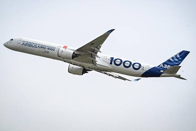 Internationale Luftfahrtausstellung ILA Bundeskanzler Friedrich Merz (CDU) ** NUR FÜR REDAKTIONELLE ZWECKE ** EDITORIAL USE ONLY **<p>Internationale Luftfahrtausstellung ILA Bundeskanzler Friedrich Merz (CDU) Von nachhaltigen Antrieben für die zivile Luftfahrt über hochmoderne Drohnen im Defence-Bereich bis hin zu modernster Satellitentechnik für aktuelle und.künftige Weltraummissionen: Die ILA Berlin zeigt die Zukunft der Luft- und Raumfahrt. 750 Aussteller aus 37 Ländern präsentieren die neuesten Innovationen und Entwicklungen der Branche. Darüber hinaus werden rund 100 Fluggeräte am Boden und in der Luft zu erleben sein, fotografiert am 10.06.2026 in Berlin. Berlin Berlin Berlin Copyright: MaurizioxGambarini *** International Copyright: MaurizioxGambarini doc8688xt02rdkud0il82 ,EDITORIAL USE ONLY
