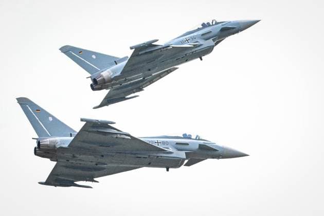 Internationale Luftfahrtausstellung ILA Bundeskanzler Friedrich Merz (CDU) ** NUR FÜR REDAKTIONELLE ZWECKE ** EDITORIAL USE ONLY **<p>Internationale Luftfahrtausstellung ILA Bundeskanzler Friedrich Merz (CDU) Von nachhaltigen Antrieben für die zivile Luftfahrt über hochmoderne Drohnen im Defence-Bereich bis hin zu modernster Satellitentechnik für aktuelle und.künftige Weltraummissionen: Die ILA Berlin zeigt die Zukunft der Luft- und Raumfahrt. 750 Aussteller aus 37 Ländern präsentieren die neuesten Innovationen und Entwicklungen der Branche. Darüber hinaus werden rund 100 Fluggeräte am Boden und in der Luft zu erleben sein, fotografiert am 10.06.2026 in Berlin. Berlin Berlin Berlin Copyright: MaurizioxGambarini *** International Copyright: MaurizioxGambarini doc8688yo3xps7pmpntcfk ,EDITORIAL USE ONLY