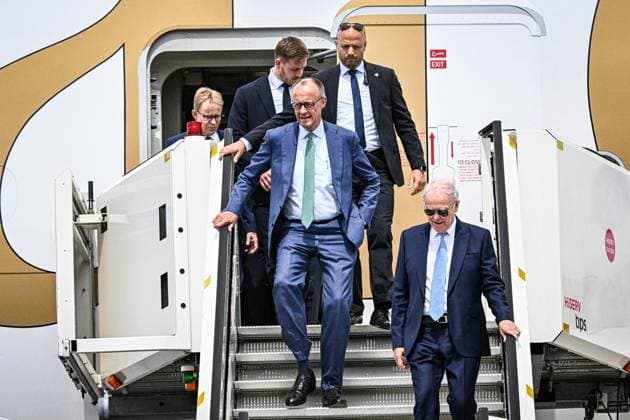 Internationale Luftfahrtausstellung ILA Bundeskanzler Friedrich Merz (CDU) ** NUR FÜR REDAKTIONELLE ZWECKE ** EDITORIAL USE ONLY **<p>Internationale Luftfahrtausstellung ILA Bundeskanzler Friedrich Merz (CDU) Von nachhaltigen Antrieben für die zivile Luftfahrt über hochmoderne Drohnen im Defence-Bereich bis hin zu modernster Satellitentechnik für aktuelle und.künftige Weltraummissionen: Die ILA Berlin zeigt die Zukunft der Luft- und Raumfahrt. 750 Aussteller aus 37 Ländern präsentieren die neuesten Innovationen und Entwicklungen der Branche. Darüber hinaus werden rund 100 Fluggeräte am Boden und in der Luft zu erleben sein, fotografiert am 10.06.2026 in Berlin. Berlin Berlin Berlin Copyright: MaurizioxGambarini *** International Copyright: MaurizioxGambarini doc86894757y2hws1b4lb5 ,EDITORIAL USE ONLY