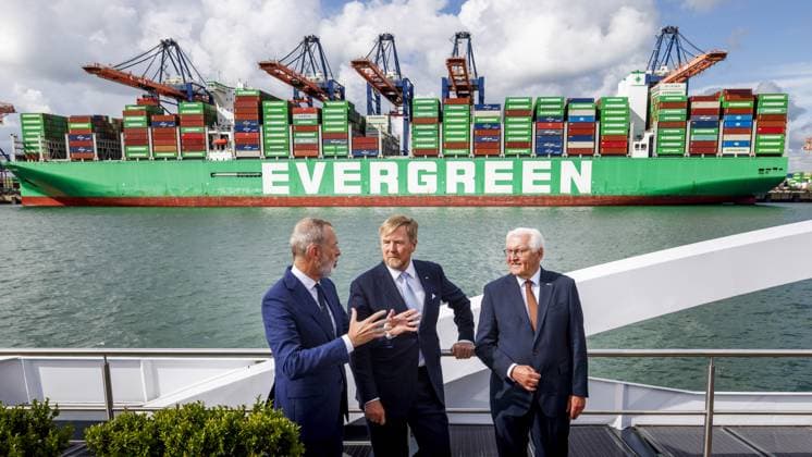 Den Haag, The Netherlands, 2026-06-10 17:30:54 THE HAGUE, 10-06-2026, Port of Rotterdam At the invitation of His Majesty the King King Willem-Alexander and Queen Maxima the Federal President of Germany, Frank-Walter Steinmeier, is paying a state visit to the Netherlands. He is accompanied by his wife, Elke Büdenbender. PHOTO: NLBeeld Robert Meerding In the photo: The visit of King Willem-Alexander and Federal President Steinmeier to the Port of Rotterdam begins with a tour of Porthos. During the tour, the King and the Federal President receive an explanation of the project s operation and visit the compressor facilities on the Maasvlakte. Credit: NL Beeld Robert Meerding Inc  Copyright: xx x