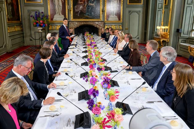 10-06-2026 Voorschoten Queen Maxima and King Willem-Alexander and Federal President of Germany Frank-Walter Steinmeier and Elke Budenbender and Rob Jetten pose before the government lunch at castle Duivenvoorde in Voorschoten on the 2nd day of the 3 day statevisit to the Netherlands. Â  Copyright: xPPEx