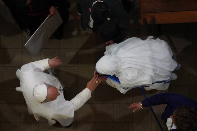 Meeting of Pope Leo XIV with the realities of diocesan charity and assistance in the Raval Pope Leo XIV on his way out of the ecclesial meeting with the entities of diocesan charity and assistance in the Church of St. Augustine, located in the neighborhood of El Raval, on June 10, 2026, in Barcelona, Catalunya Espana This social event serves as a platform for a speech in support of vulnerable groups and to support the humanitarian work carried out by organizations such as Caritas and various grassroots religious communities with people at risk of exclusion The meeting brings together representatives of some 90 institutions 10 JUNE 2026 POOL POPE LEON XIV BARCELONA EL RAVAL CARIDAD SAN AGUSTÍN Barcelona Catalunya Catalunya Barcelona Catalun  Copyright: xDavidxZorrakino EuropaxPress Poox 7586950