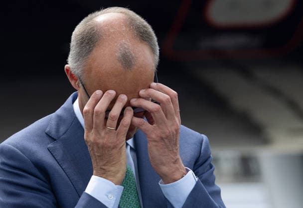 10.06.2026, xjrdrx, Wirtschaft ILA Berlin, Internationale Luft - und Raumfahrtausstellung, v.l. Bundeskanzler Friedrich Merz (CDU, Christlich Demokratische Union Deutschlands) Berlin *** 10 06 2026, xjrdrx, Economy ILA Berlin, International Aerospace Exhibition, f l Federal Chancellor Friedrich Merz CDU, Christian Democratic Union of Germany Berlin