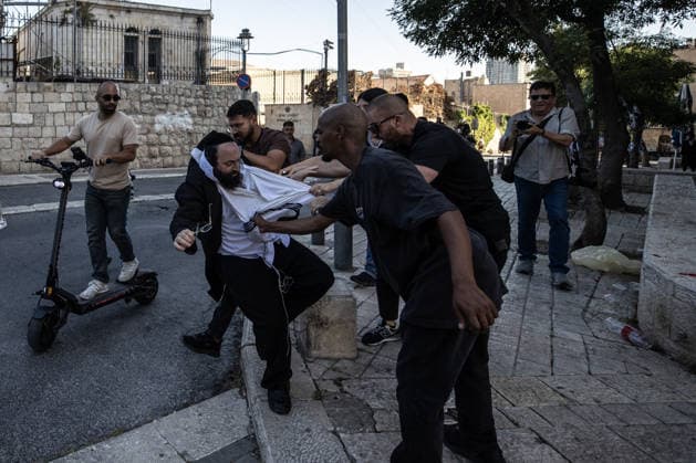 Police intervene as Ultra-Orthodox Jews block roads in West Jerusalem WEST JERUSALEM - JUNE 10: Israeli police intervene to disperse Ultra-Orthodox (Haredi) Jews blocking roads during a protest on June 10, 2026. Three demonstrators were detained during the incidents in West Jerusalem, where crowds gathered to protest against compulsory military service. Mostafa Alkharouf Anadolu Jerusalem Israel. Editorial use only. Please get in touch for any other usage.  Copyright: x2026xAnadoluxMostafaxAlkharoufx