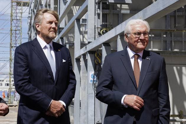 Den Haag, The Netherlands, 2026-06-10 15:29:01 THE HAGUE, 10-06-2026, Port of Rotterdam At the invitation of His Majesty the King King Willem-Alexander and Queen Maxima the Federal President of Germany, Frank-Walter Steinmeier, is paying a state visit to the Netherlands. He is accompanied by his wife, Elke Büdenbender. PHOTO: NLBeeld Robert Meerding In the photo: The visit of King Willem-Alexander and Federal President Steinmeier to the Port of Rotterdam begins with a tour of Porthos. During the tour, the King and the Federal President receive an explanation of the project s operation and visit the compressor facilities on the Maasvlakte. Credit: NL Beeld Robert Meerding Inc  Copyright: xx x