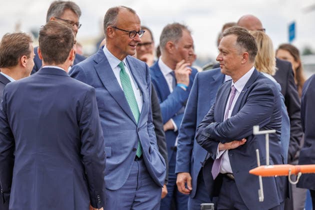 Eröffnungsrundgang auf der ILA Bundeskanzler Friedrich Merz (CDU) bei einem Eröffnungsrundgang auf der ILA in Berlin-Brandenburg am 10.06.2026. Berlin Deutschland *** Opening tour of the ILA Federal Chancellor Friedrich Merz CDU during an opening tour of the ILA in Berlin Brandenburg on 10 06 2026 Berlin Germany