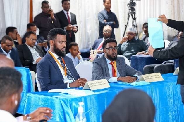 Members of parliament elect a state governor for the first time using a one person, one vote system in Somalia BAYDHABO, SOMALIA - JUNE 10: Members of parliament cast their votes during first time using a one person, one vote electoral system to determine the state governor in Baydhabo, Southwestern State, Somalia on June 10, 2026. Mohamud Ismail Kulane Anadolu Baydhabo Somalia. Editorial use only. Please get in touch for any other usage.  Copyright: x2026xAnadoluxMohamudxIsmailxKulanex