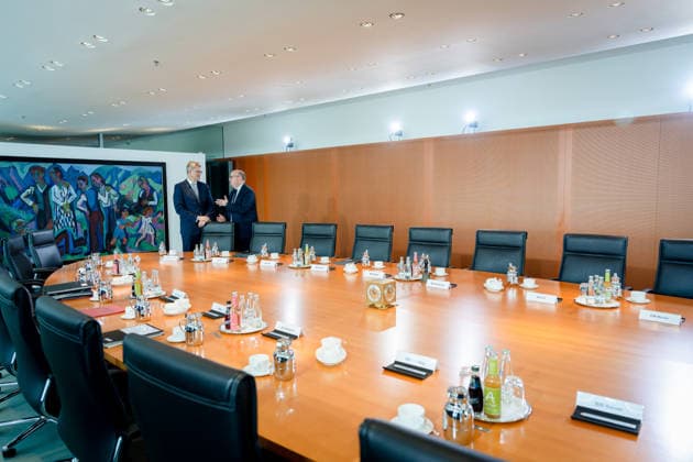 Kabinettsitzung, Bundesregierung, Auftakt Auftakt, Kabinettsitzung, Bundesregierung, Patrick Schnieder, Bundesverkehrsminister, Michael Meister, Staatsminister für Bund-Länder-Zusammenarbeit Berlin Berlin GER *** Cabinet meeting, Federal Government, Kick-off Kick-off, Cabinet meeting, Federal Government, Patrick Schnieder, Federal Minister of Transport, Michael Meister, Minister of State for Federal Government-Länder Cooperation Berlin Berlin GER