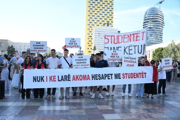 Protests against the Vlora tourism project continue in Albania TIRANA, ALBANIA - JUNE 10: People stage a protest against a planned tourism project in the Zvernec area of Avlonya (Vlora) as they gather at Skanderbeg Square in Tirana, Albania on June 10, 2026. Olsi Shehu Anadolu Tirana Albania. Editorial use only. Please get in touch for any other usage.  Copyright: x2026xAnadoluxOlsixShehux