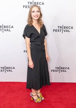 June 10, 2026, Bronx, New York, USA: Tavi Gevinson wearing dress by Jil Sander attends premiere of Act One during Tribeca Film Festival at Village East by Angelika in New York, NY on June 10, 2026. Bronx USA  - ZUMAr339 20260610_znp_r339_098 Copyright: xLevxRadinx