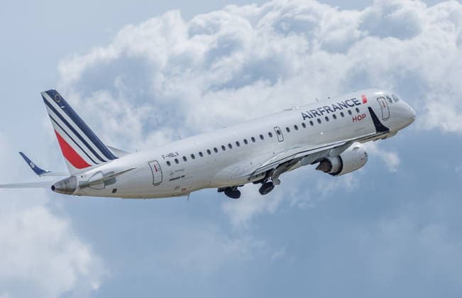 Eröffnungsrundgang auf der ILA Eine Airfrance Maschine bei ILA in Berlin-Brandenburg am 10.06.2026. Berlin Deutschland *** Opening tour of the ILA An Airfrance aircraft at ILA in Berlin Brandenburg on 10 06 2026 Berlin Germany