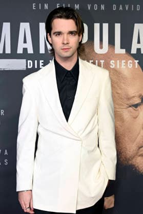 Vojtech Babista bei der Premiere des Kinofilms Manipulation im City Kino. München, 10.06.2026 *** Vojtech Babista at the premiere of the movie Manipulation at City Kino Munich, 10 06 2026 Foto:xR.xHeinex xFuturexImagex manipulation_6630