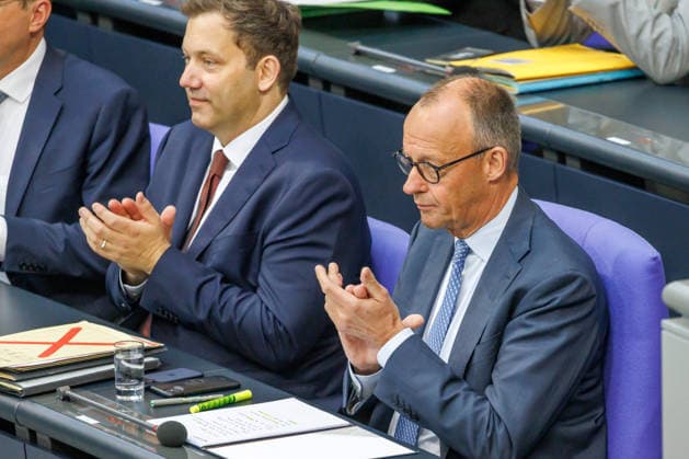 Bundestag Bundeskanzler Friedrich Merz (CDU) im Deutschen Bundestag am 11.06.26 in Berlin. Berlin Berlin Deutschland Bundestag *** Bundestag Federal Chancellor Friedrich Merz CDU in the German Bundestag on 11 06 26 in Berlin Berlin Berlin Germany Bundestag