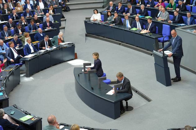 Deutscher Bundestag, 83. Plenarsitzung Sitzung Bundeskanzler Friedrich Merz (CDU) bei seiner Regierungserklaerung zum Europaeischen Rat bei der 83. Sitzung des Deutschen Bundestag in Berlin, 11.06.2026 Berlin *** German Bundestag, 83 Plenary Session Session Federal Chancellor Friedrich Merz CDU during his government statement on the European Council at the 83rd session of the German Bundestag in Berlin, 11 06 2026 Berlin