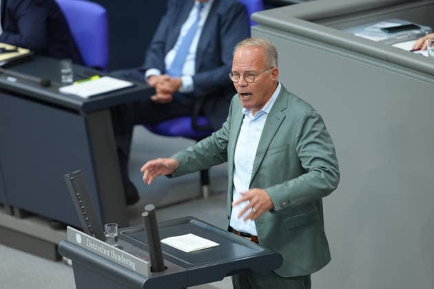 Deutscher Bundestag, 83. Plenarsitzung Matthias Miersch (SPD) im Portrait bei seiner Rede nach der Regierungserklaerung bei der 83. Sitzung des Deutschen Bundestag in Berlin, 11.06.2026 Berlin Berlin Deutschland *** German Bundestag, 83rd plenary session Matthias Miersch SPD in portrait during his speech after the government statement at the 83rd session of the German Bundestag in Berlin, 11 06 2026 Berlin Berlin Germany