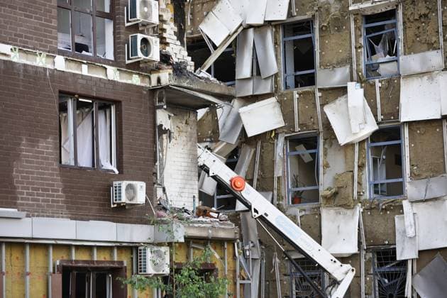 Russia Ukraine Drone Attack 9187651 11.06.2026 A view shows an apartment building that was struck in a reported Ukrainian drone attack in the course of Russia s military operation in Ukraine, in Krasnodar, Russia. Vitaly Timkiv Sputnik Krasnodar Russia  Copyright: xVitalyxTimkivx