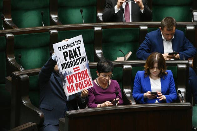 RECORD DATE NOT STATED 10.06.2026 WARSZAWA SEJM RP Warsaw 10 06 2026 59th session of the Sejm of the 10th term - Polish Parliament DEBATA I GLOSOWANIE NAD WOTUM NIEUFNOSCI DLA MINISTRA MSWIA MARCINA KIERWINSKIEGO DEBATE AND VOTE ON THE NO-CONFIDENCE MOTION FOR THE MINISTER OF THE INTERIOR MARCIN KIERWINSKI N Z DARIUSZ MATECKI FOT DAMIAN BURZYKOWSKI NEWSPIX.PL NEWSPIX.PL --- newspix.pl 