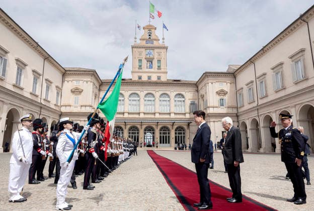 June 11, 2026, Rome, Rome, Italy: President Sergio Mattarella and the President of the Republic of Korea Lee Jae Myung, at the welcoming ceremony, Rome, 11 06 206 *** Local Caption *** Roma - Il Presidente Sergio Mattarella e il Presidente della Repubblica di Corea Lee Jae Myung, in occasione della cerimonia di benvenuto, oggi 11 giugno 2026 Rome Italy  - ZUMAa289 20260611_zia_a289_119 Copyright: xPaoloxGiandottix xAgfx