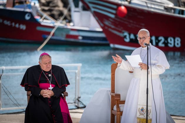 Pope Leo XIV visits the Port of Arguineguin of Gran Canaria in Spain LAS PALMAS, GRAN CANARIA, SPAIN - JUNE 11: Pope Leo XIV greets people as he visits the Port of Arguineguin of Gran Canaria, Las Palmas, Spain on June 11, 2026. During the historic first papal visit to the Canary Islands, the Pontiff met with migrants, humanitarian organizations and local volunteers, while paying tribute to those who lost their lives along the Atlantic migration route. Andres Gutierrez Anadolu Las Palmas Spain. Editorial use only. Please get in touch for any other usage.  Copyright: x2026xAnadoluxAndresxGutierrezx