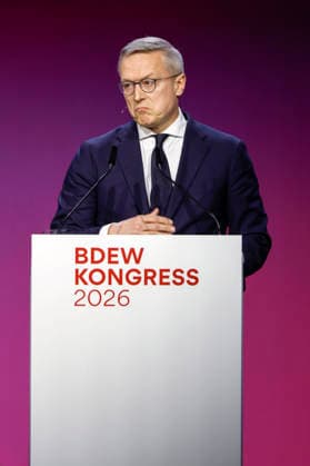 Karsten Wildberger beim BDEW Kongress 2026 in der Station . Berlin, 11.06.2026 *** Karsten Wildberger at the BDEW Congress 2026 in the Berlin Station, 11 06 2026 Foto:xR.xSchmiegeltx xFuturexImagex bdew_6626