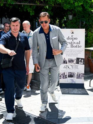 IPA85579316 - Taormina, 72nd Taormina Film Fest 2026 Day 2 Clive Owen™s photocall In the photo: Clive Owen  Copyright: xManuelexMangiarottix xDxAvanzo Mangiarottix 85579316