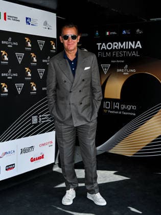 IPA85579327 - Taormina, 72nd Taormina Film Fest 2026 Day 2 Clive Owen™s photocall In the photo: Clive Owen  Copyright: xManuelexMangiarottix xDxAvanzo Mangiarottix 85579327