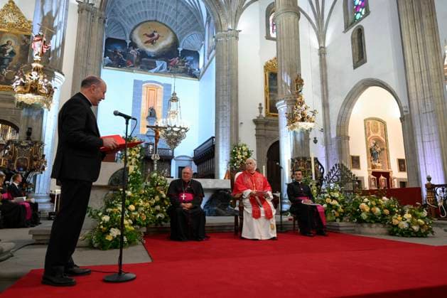 IPA85581545 - Spain, Vatican, June 11, 2026: Pope Leo XIV greets people during a meeting with bishops, priests, deacons, religious, seminarians, and pastoral workers in the Cathedral of Saint Anne in Las Palmas on the Canary Island of Gran Canaria, a place accustomed to the arrival of migrants,Photograph by VATICAN MEDIA Catholic Press Photo  Copyright: xVATICANxMEDIA CPPx xVATICANxMEDIA CPPx 85581545