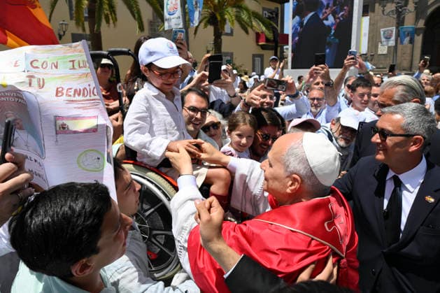 IPA85581553 - Spain, Vatican, June 11, 2026: Pope Leo XIV greets people during a meeting with bishops, priests, deacons, religious, seminarians, and pastoral workers in the Cathedral of Saint Anne in Las Palmas on the Canary Island of Gran Canaria, a place accustomed to the arrival of migrants,Photograph by VATICAN MEDIA Catholic Press Photo  Copyright: xVATICANxMEDIA CPPx xVATICANxMEDIA CPPx 85581553