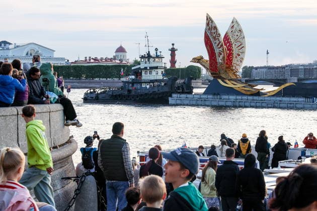 RUSSIA, ST PETERSBURG - JUNE 11, 2026: A rehearsal of the Scarlet Sails festival, an annual celebration for secondary school graduates. This year, the annual festival will be held on 27-28 June. Peter Kovalev TASS  93678869