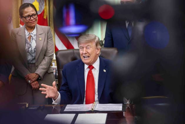 President Donald Trump speaks to reporters about restoring commercial fishing access to areas of the Pacific during a signing ceremony in the Oval Office of the White House in Washington DC on Thursday, June 11, 2026.  WAX20260611813 JIMxLOxSCALZO