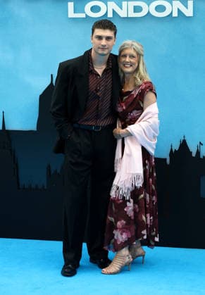 The UK premiere of Your Fault London at Cineworld Leicester Square in London, UK. Sam Buchanan and mother attend the UK premiere of Your Fault London at Cineworld Leicester Square in London, UK. London Cineworld Leicester Square UK Copyright: xFredxDuvalx
