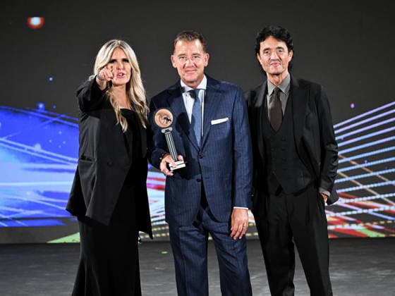 IPA85590826 - Taormina, 72nd Taormina Film Fest 2026 Night 2, Awards Ceremony Pictured: Tiziana Rocca, Clive Owen, Giulio Base  Copyright: xMaurizioxD avanzox xDxAvanzo Mangiarottix 85590826