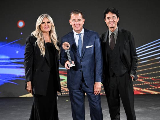IPA85590827 - Taormina, 72nd Taormina Film Fest 2026 Night 2, Awards Ceremony Pictured: Tiziana Rocca, Clive Owen, Giulio Base  Copyright: xMaurizioxD avanzox xDxAvanzo Mangiarottix 85590827
