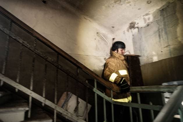 Shahed on a building in the center of Kharkiv KHARKIV, UKRAINE, June 9, 2026 Emergency services respond to a building fire in the city center following a drone strike. Firefighters work to contain the blaze while rescue operations and damage assessment continue in the area. Photo: Vincenzo Circosta JNA press (Photo by JNA Press JNA Press via Nexpher Images) Kharkiv kharkiv Oblast